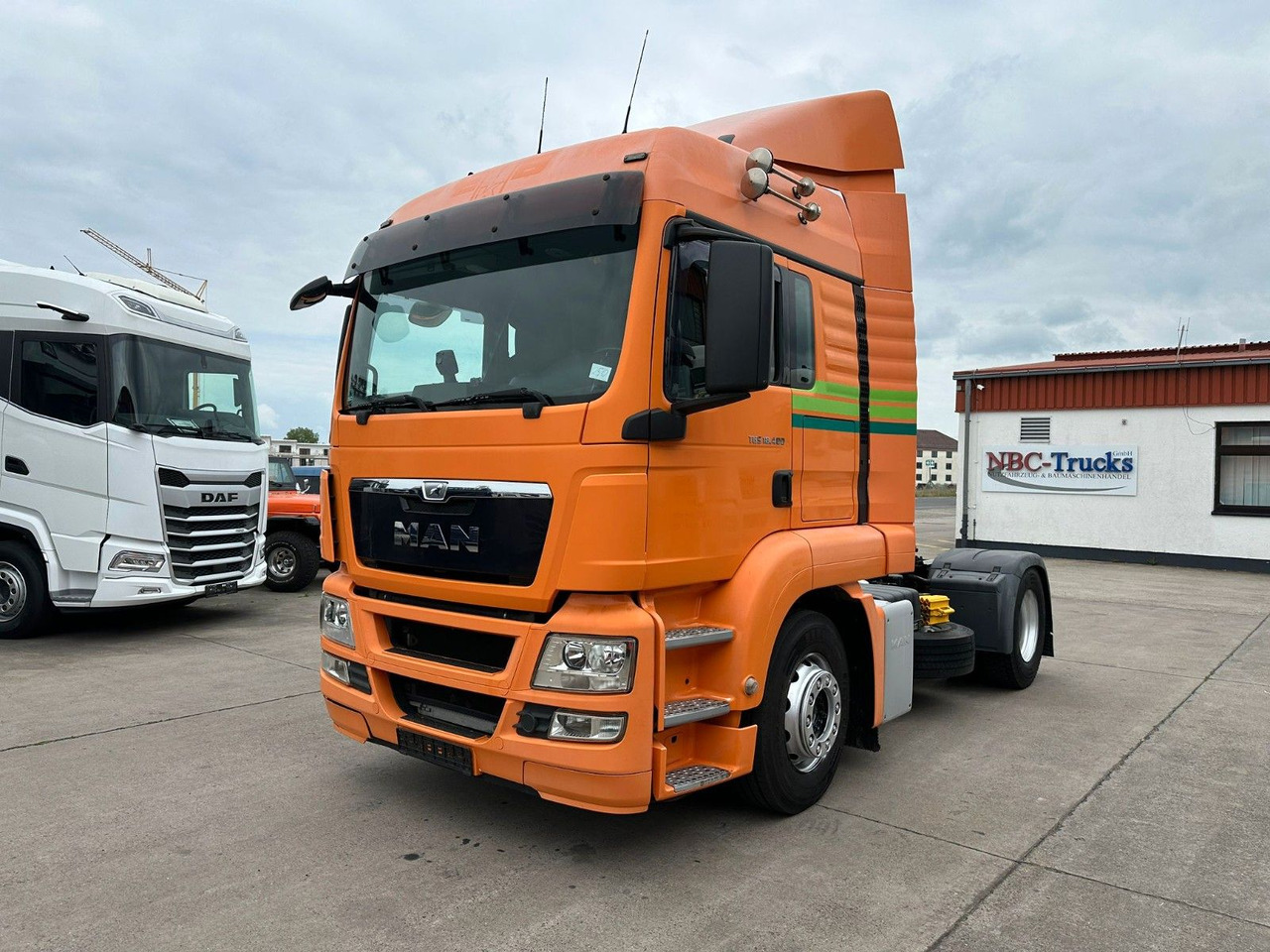 MAN TGS 18.400 * RETARDER * ACC * KLIMA * NAVI * - Tracteur routier: photos 1 MAN TGS 18.400 * RETARDER * ACC * KLIMA * NAVI * - Tracteur routier: photos 1