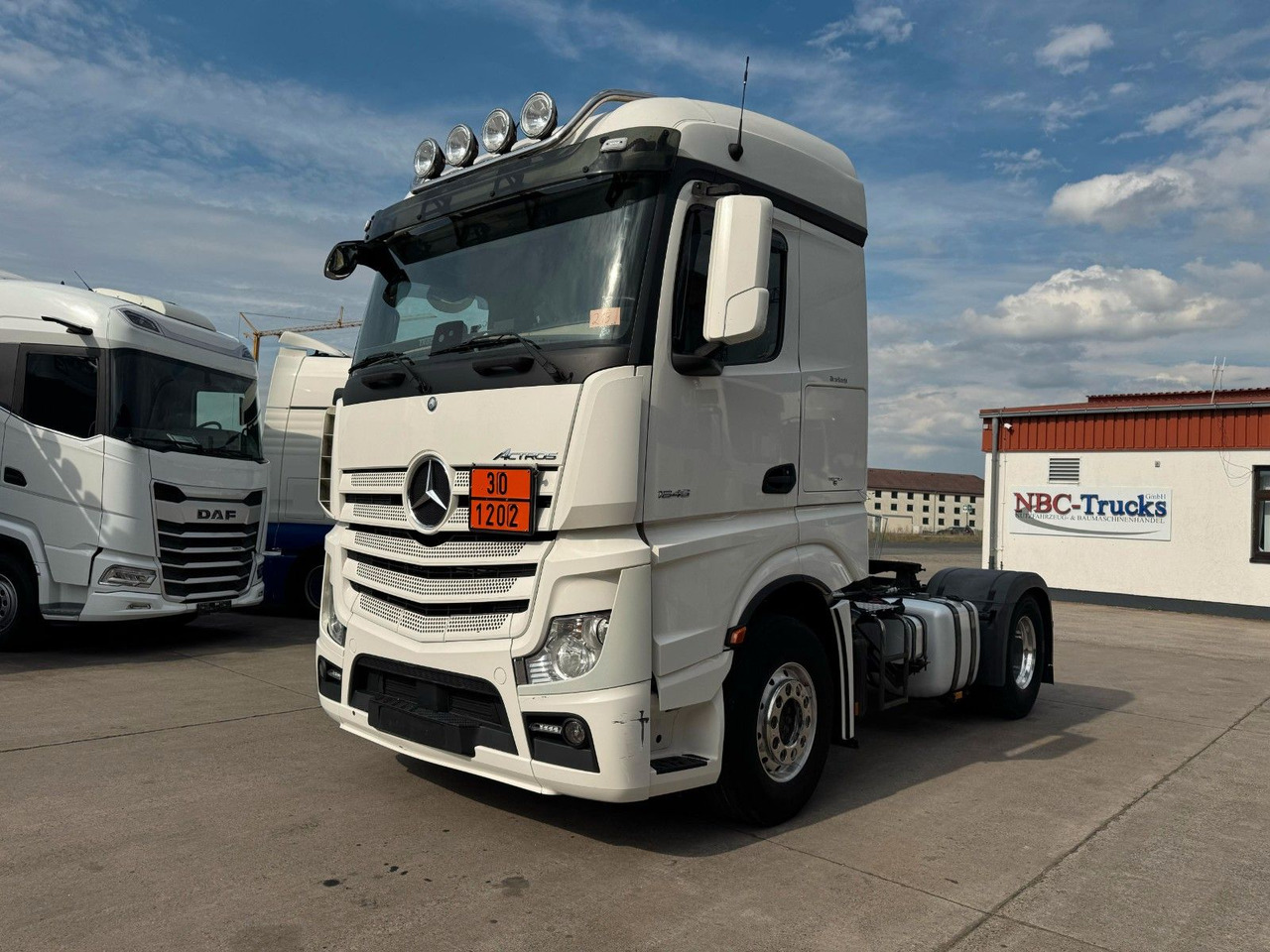 Mercedes-Benz ACTROS 1846 * RETARDER + 2X TANK * ALCOA * KIPPH - Tracteur routier: photos 1 Mercedes-Benz ACTROS 1846 * RETARDER + 2X TANK * ALCOA * KIPPH - Tracteur routier: photos 1
