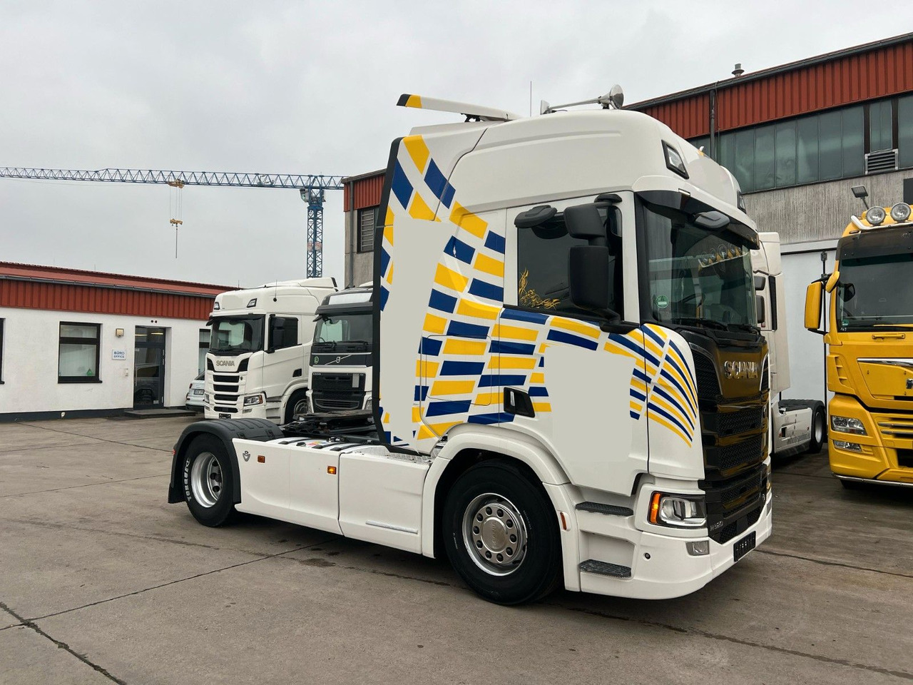 Scania R 520 * V8 * ACC * XENON * - Tracteur routier: photos 3 Scania R 520 * V8 * ACC * XENON * - Tracteur routier: photos 3