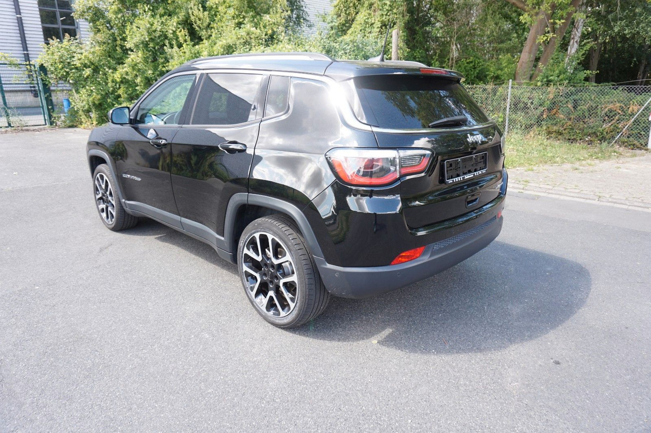 Jeep Compass 1.4 MultiAir 103kW Limited / Beats - SUV: photos 5 Jeep Compass 1.4 MultiAir 103kW Limited / Beats - SUV: photos 5