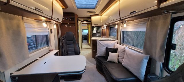 Niesmann + Bischoff Flair 880 BE - Camping-car intégral: photos 3 Niesmann + Bischoff Flair 880 BE - Camping-car intégral: photos 3