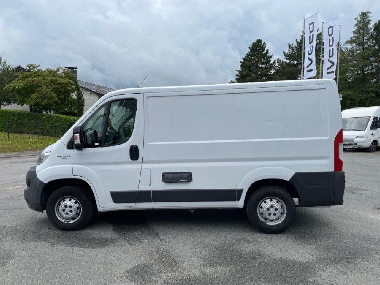 Fiat Ducato 30 130 M-Jet L1H1 Euro6 Klima AHK ZV - Fourgonnette: photos 5 Fiat Ducato 30 130 M-Jet L1H1 Euro6 Klima AHK ZV - Fourgonnette: photos 5