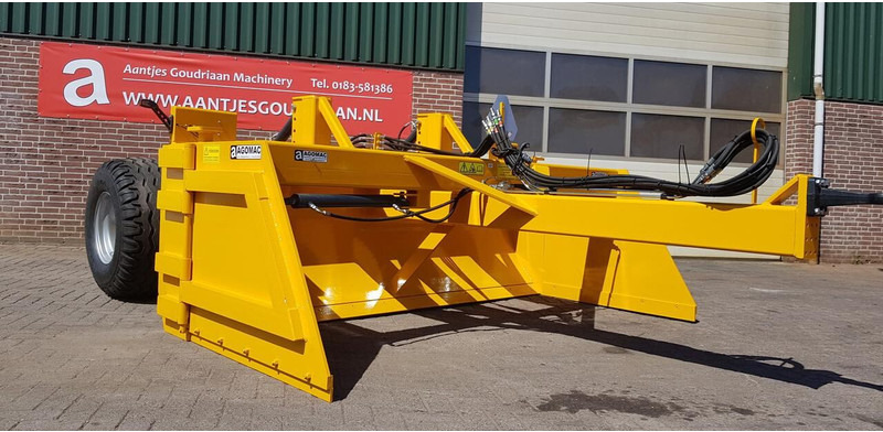 BIZON 3000 - Outils du sol: photos 3 BIZON 3000 - Outils du sol: photos 3