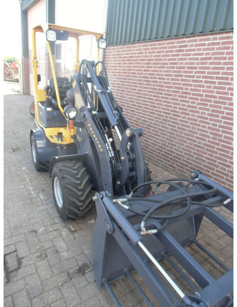 Eurotrac N4511, W11 - Mini tombereau: photos 5 Eurotrac N4511, W11 - Mini tombereau: photos 5