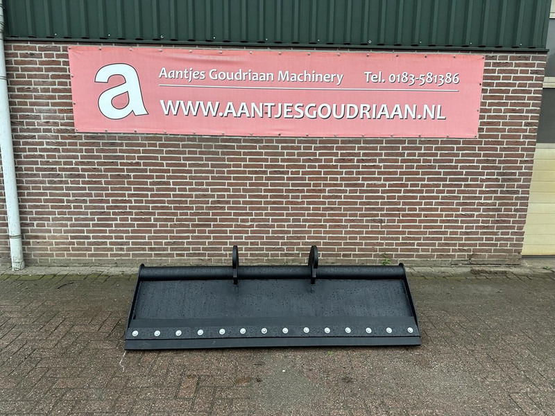 Onbekend - Matériel d'élevage: photos 1 Onbekend - Matériel d'élevage: photos 1