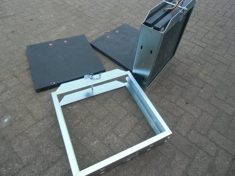 Onbekend Stempelplaten - Contrepoids pour Machine agricole: photos 1 Onbekend Stempelplaten - Contrepoids pour Machine agricole: photos 1