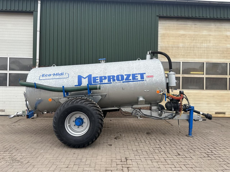 Waterwagen 6000 liter - Nieuw - Epandeur à fumier: photos 1 Waterwagen 6000 liter - Nieuw - Epandeur à fumier: photos 1