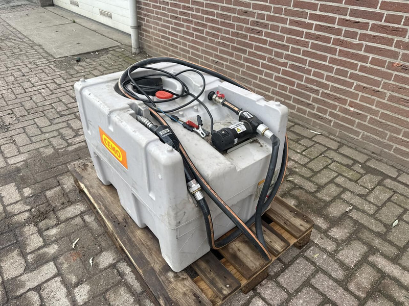 Dieseltank 200 liter - Gebruikt - Camion citerne: photos 2 Dieseltank 200 liter - Gebruikt - Camion citerne: photos 2