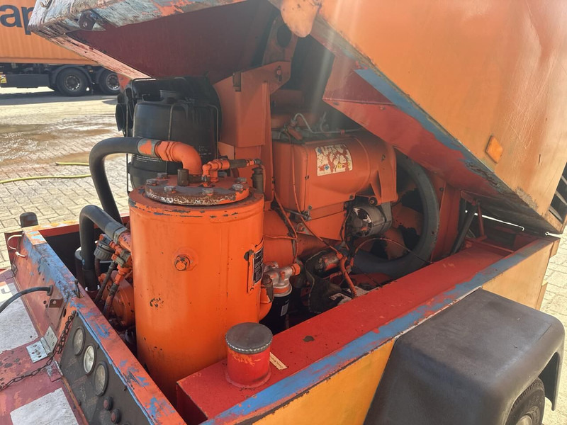 Lucht compressor Mannesmann Demag - Gebruikt - Compresseur d'air: photos 5 Lucht compressor Mannesmann Demag - Gebruikt - Compresseur d'air: photos 5