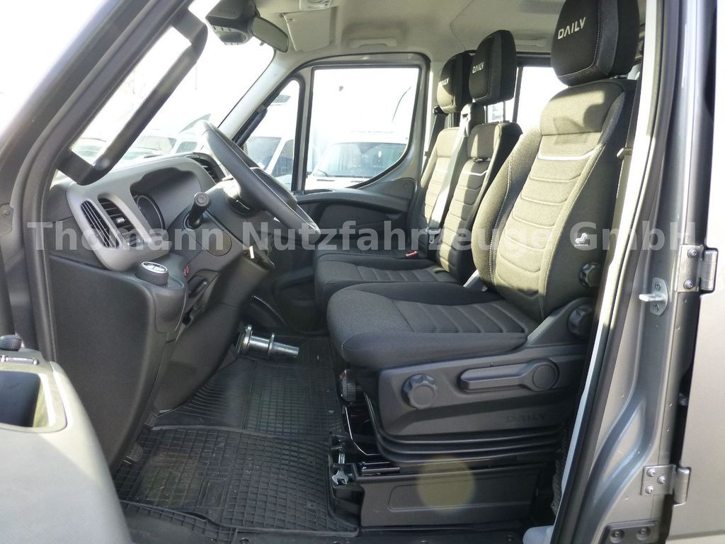 Remorqueuse, Véhicule utilitaire neuf Iveco DAILY 70C18 DoKa Schiebeplateau Luftfed Navi Iveco DAILY 70C18 DoKa Schiebeplateau Luftfed Navi: photos 22 Remorqueuse, Véhicule utilitaire neuf Iveco DAILY 70C18 DoKa Schiebeplateau Luftfed Navi Iveco DAILY 70C18 DoKa Schiebeplateau Luftfed Navi: photos 22