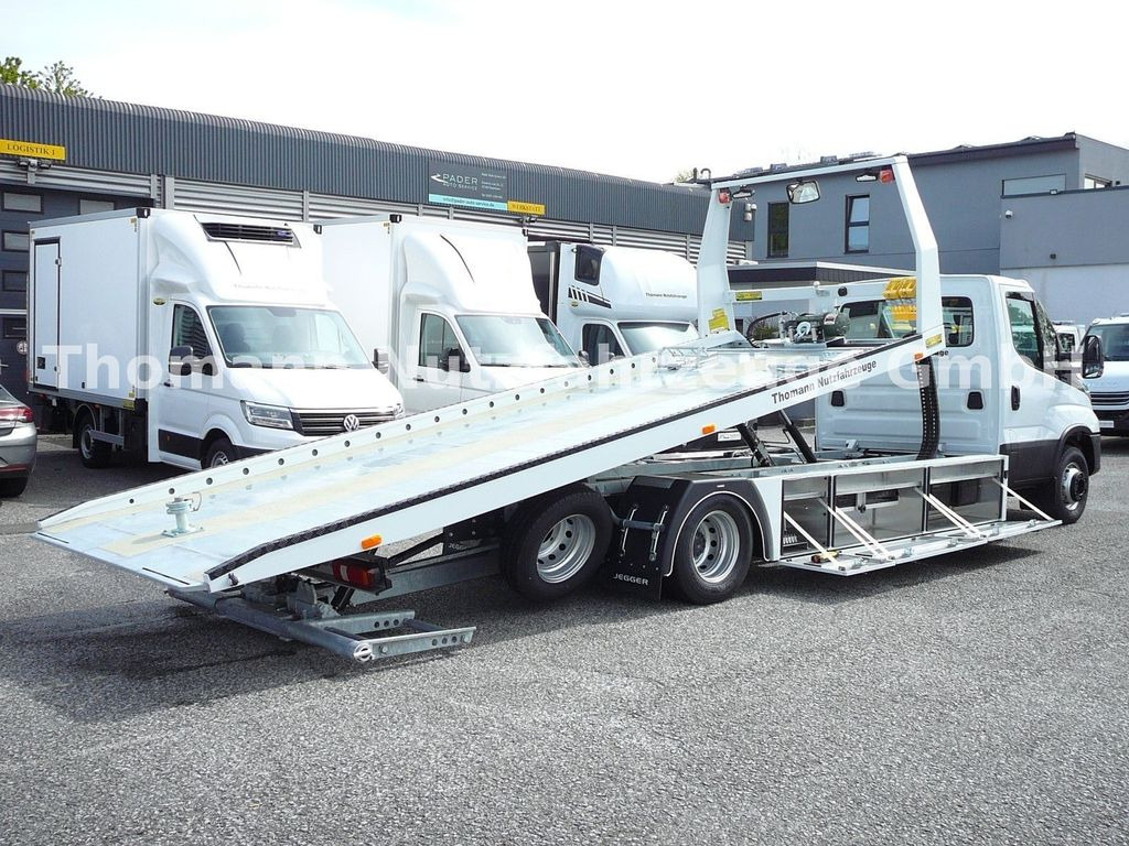 Iveco DAILY 72C18 Schiebeplateu Hubbrille Luftfed Navi - Remorqueuse, Véhicule utilitaire: photos 4 Iveco DAILY 72C18 Schiebeplateu Hubbrille Luftfed Navi - Remorqueuse, Véhicule utilitaire: photos 4