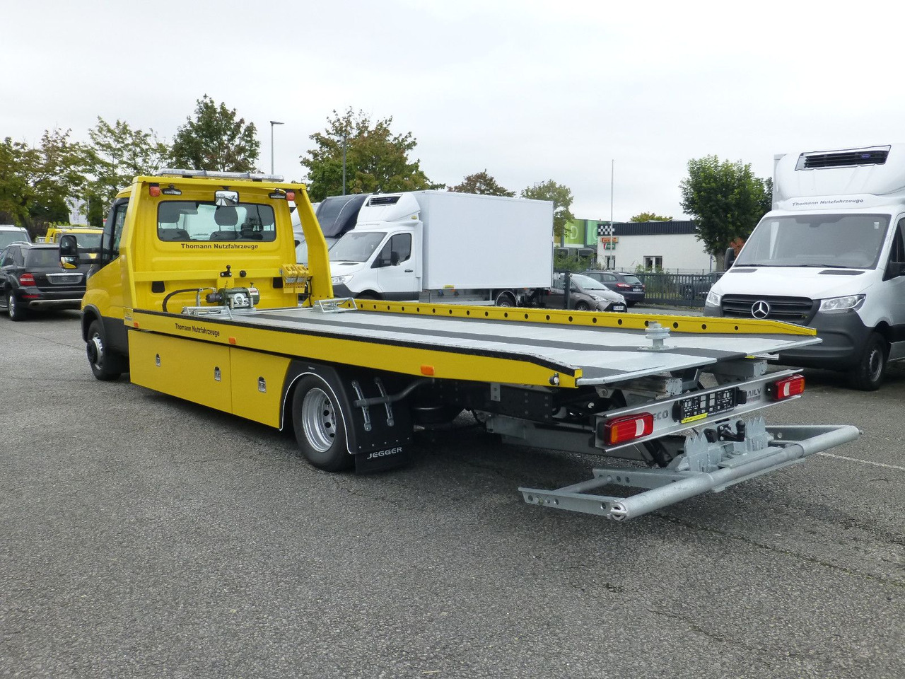 Iveco DAILY 72C18 Schiebeplateu Luftfed Navi Hubbrille - Remorqueuse: photos 5 Iveco DAILY 72C18 Schiebeplateu Luftfed Navi Hubbrille - Remorqueuse: photos 5