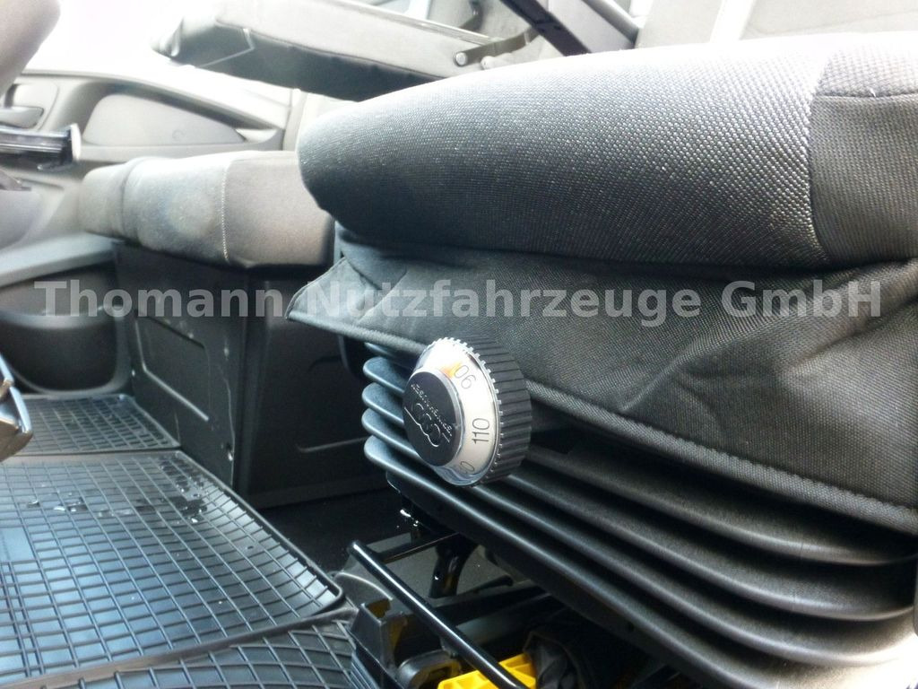 Remorqueuse, Véhicule utilitaire neuf Iveco Daily 35S18 Autotransporter Klimaaut. Premium: photos 23