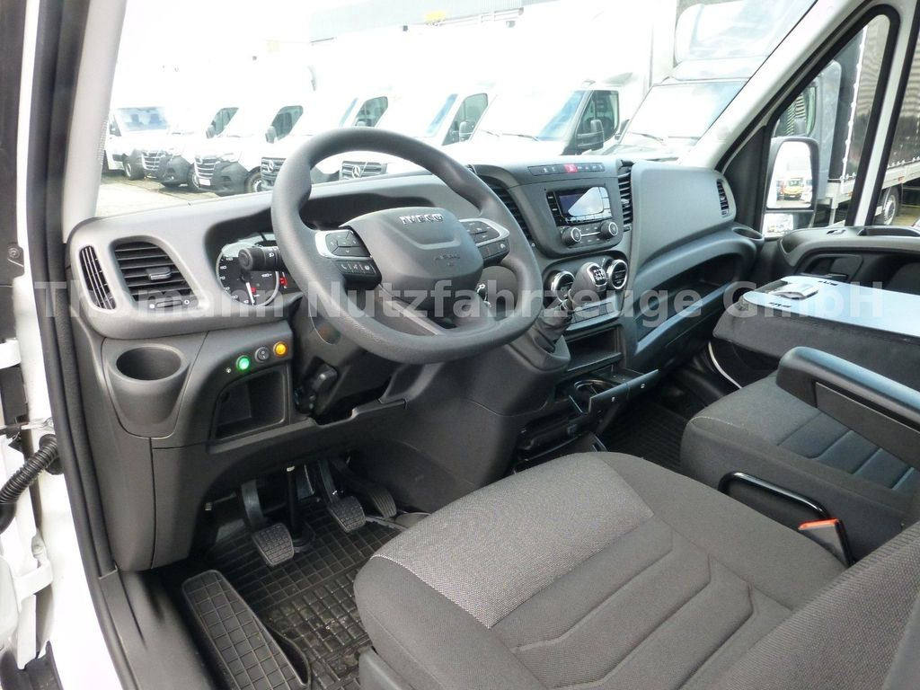 Remorqueuse, Véhicule utilitaire neuf Iveco Daily 35S18 Autotransporter Klimaaut. Premium: photos 16
