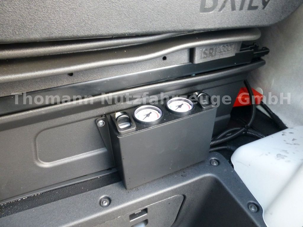Remorqueuse, Véhicule utilitaire neuf Iveco Daily 35S18 Autotransporter Klimaaut. Premium: photos 27