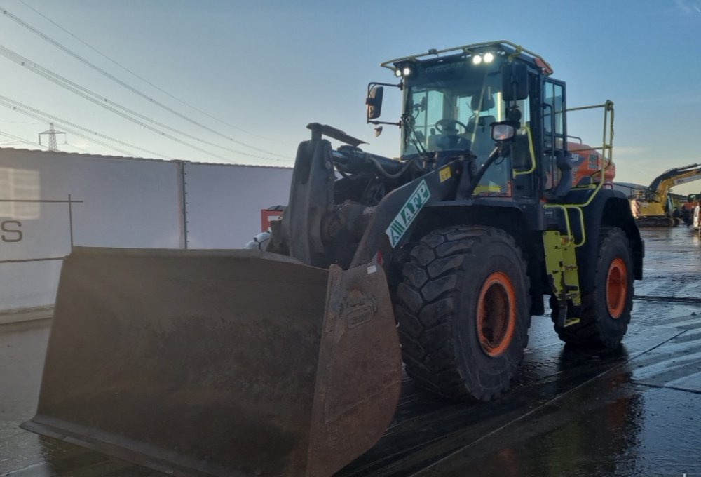 Chargeuse sur pneus DOOSAN DL 320-7: photos 48