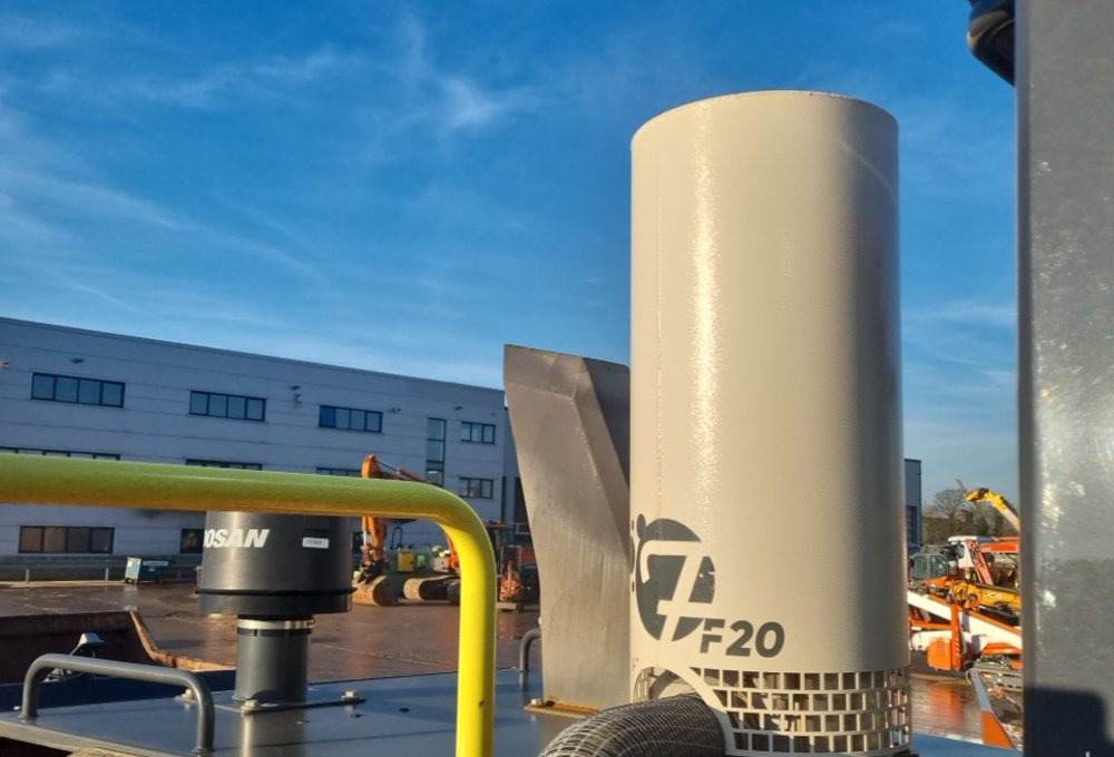 Chargeuse sur pneus DOOSAN DL 320-7: photos 34