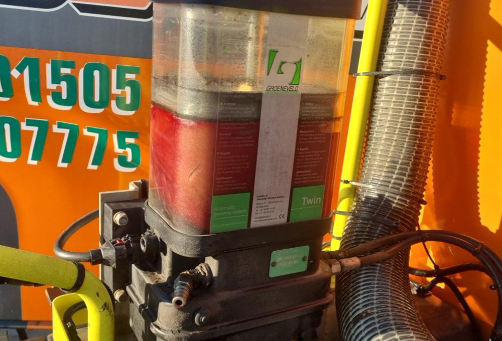 Chargeuse sur pneus DOOSAN DL 320-7: photos 33