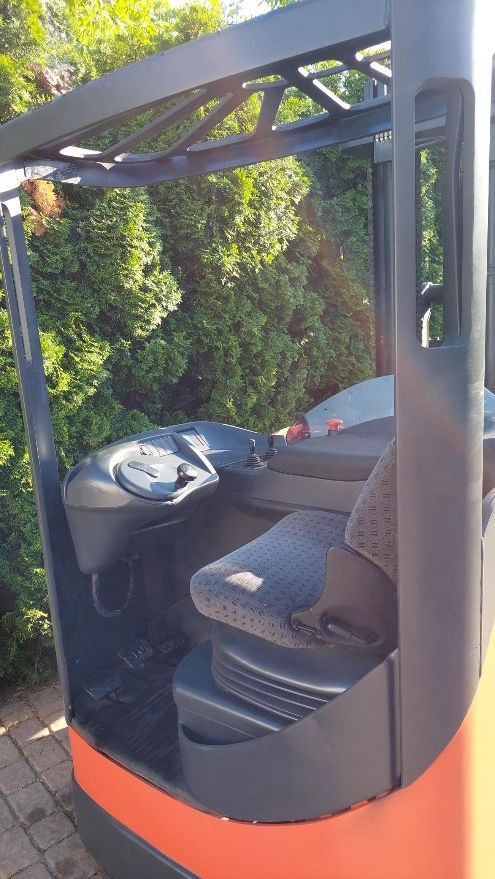 Linde seria 115 model R20-03 - Chariot élévateur électrique: photos 5 Linde seria 115 model R20-03 - Chariot élévateur électrique: photos 5