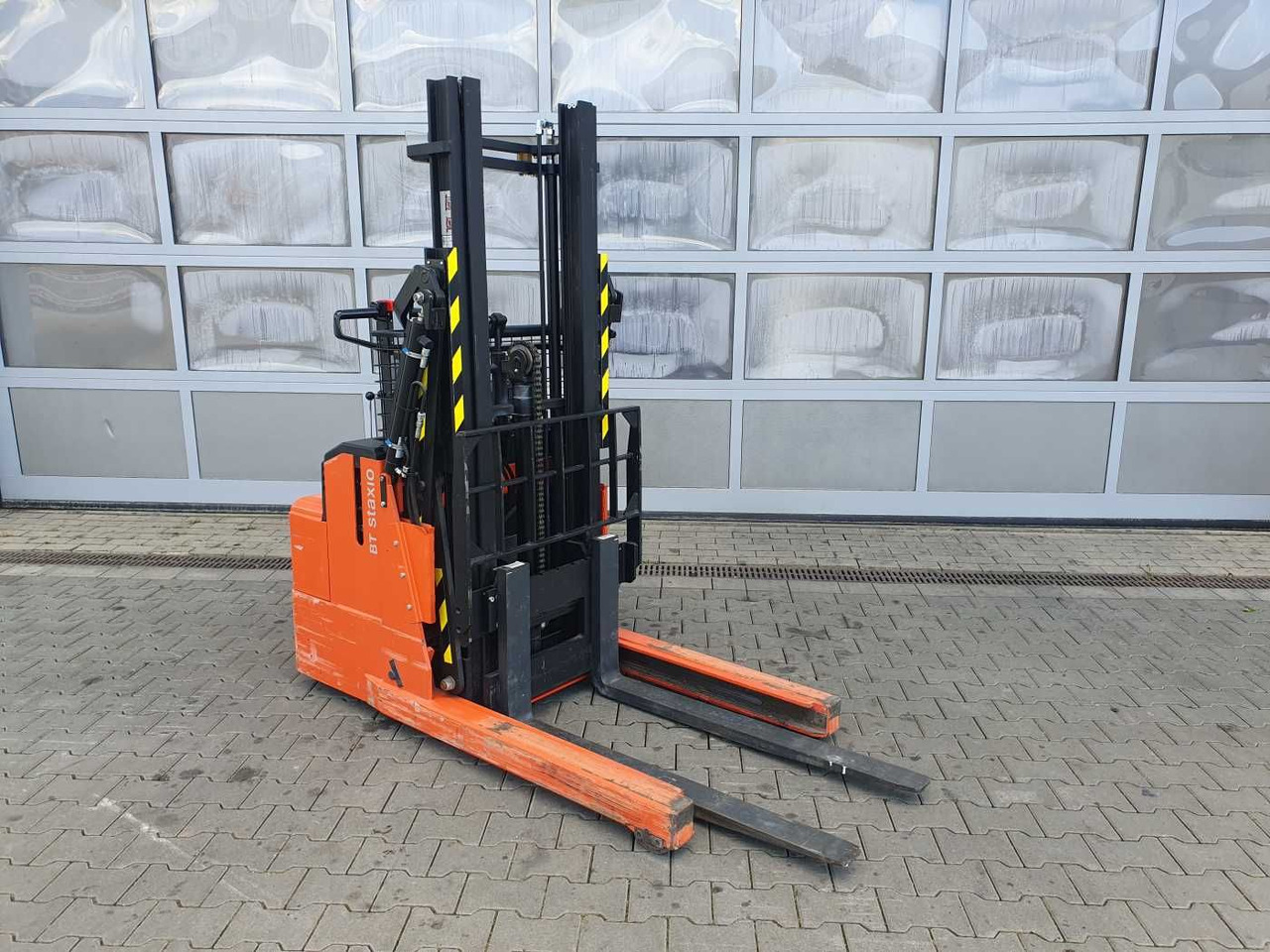 Toyota RWE 120 / Schubmaststapler / Duplex:2.9m / 257h! - Autre matériel: photos 2 Toyota RWE 120 / Schubmaststapler / Duplex:2.9m / 257h! - Autre matériel: photos 2
