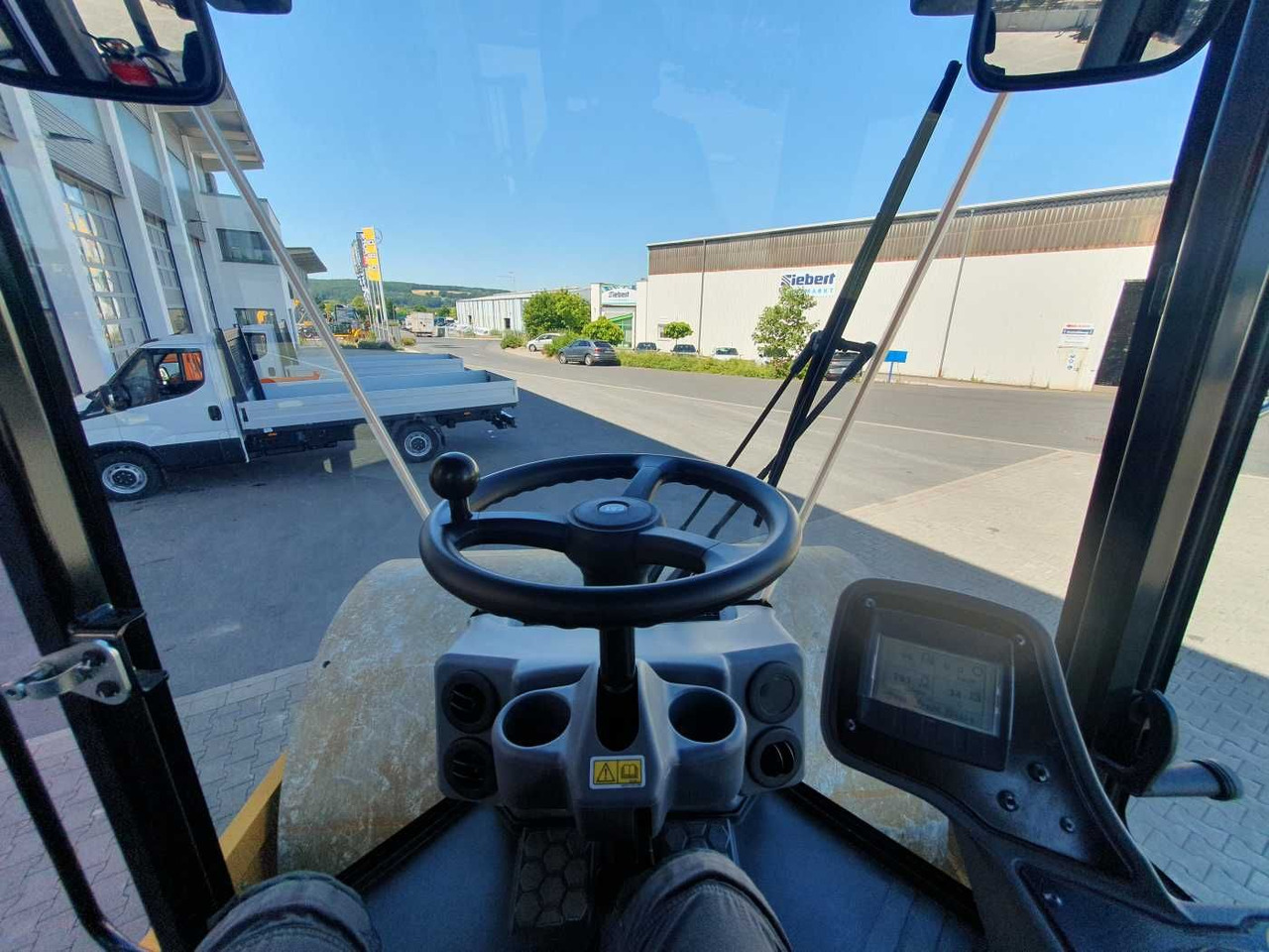 Compacteur à pieds de mouton/ Monocylindre CAT CS66B Walzenzug / 2017 / nur 630h! / Klima: photos 11