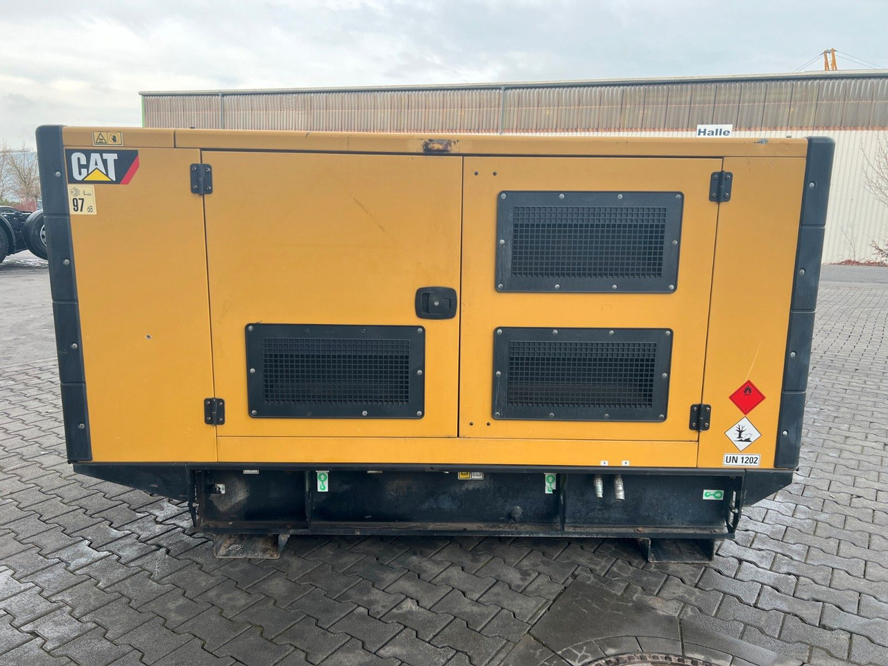 CAT DE110E3 Stromerzeuger / 100KVA / 2018 / 15.403h - Groupe électrogène: photos 5 CAT DE110E3 Stromerzeuger / 100KVA / 2018 / 15.403h - Groupe électrogène: photos 5