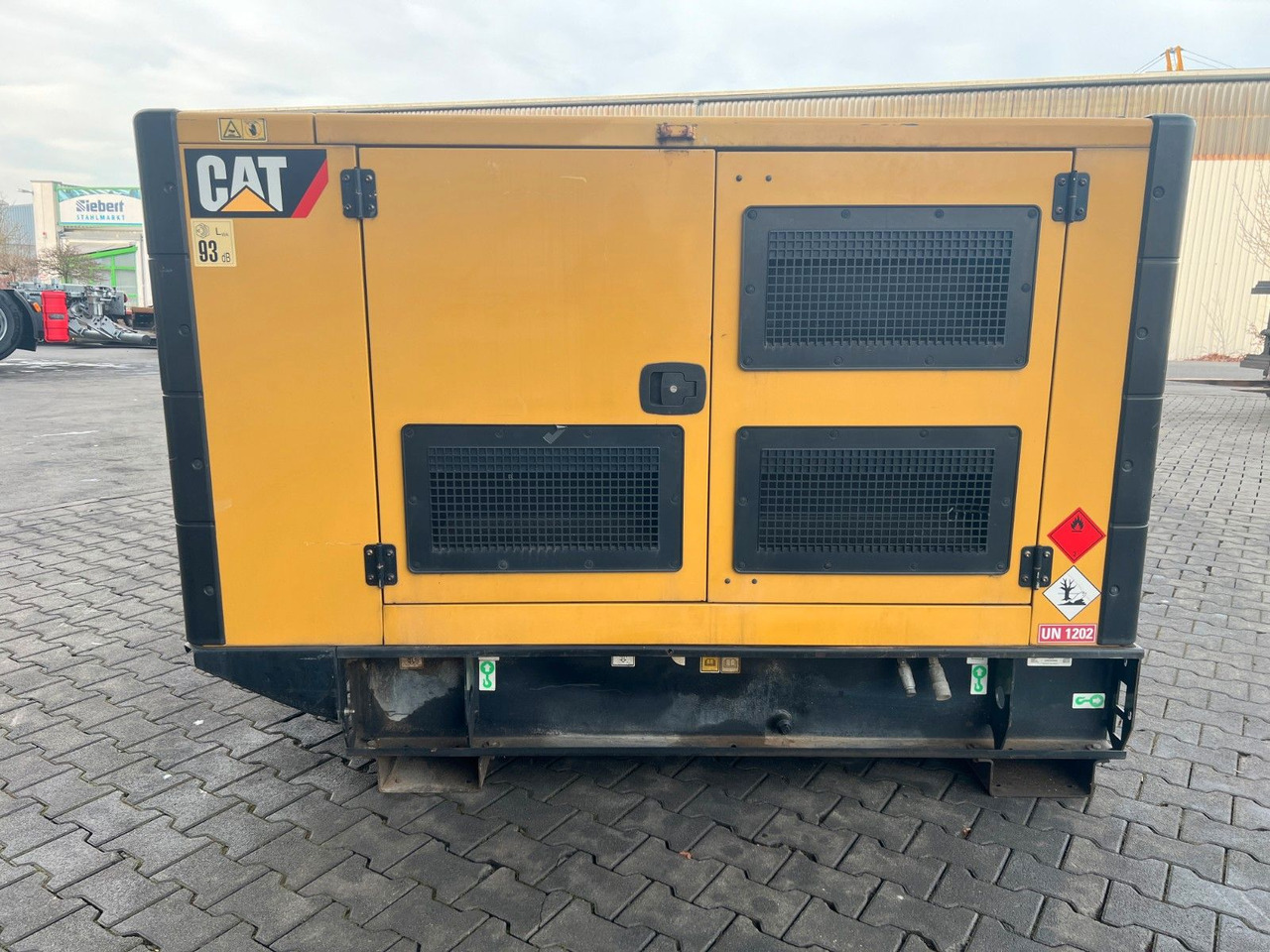 CAT DE65E3 / Stromerzeuger / 60KVA / 2017 / 17.917h - Groupe électrogène: photos 5 CAT DE65E3 / Stromerzeuger / 60KVA / 2017 / 17.917h - Groupe électrogène: photos 5