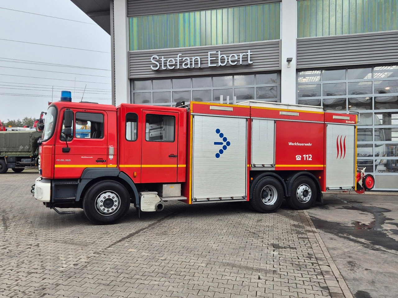 MAN FE 26.360 FNLC/L Feuerwehr Löschfahrzeug - Camion: photos 5 MAN FE 26.360 FNLC/L Feuerwehr Löschfahrzeug - Camion: photos 5