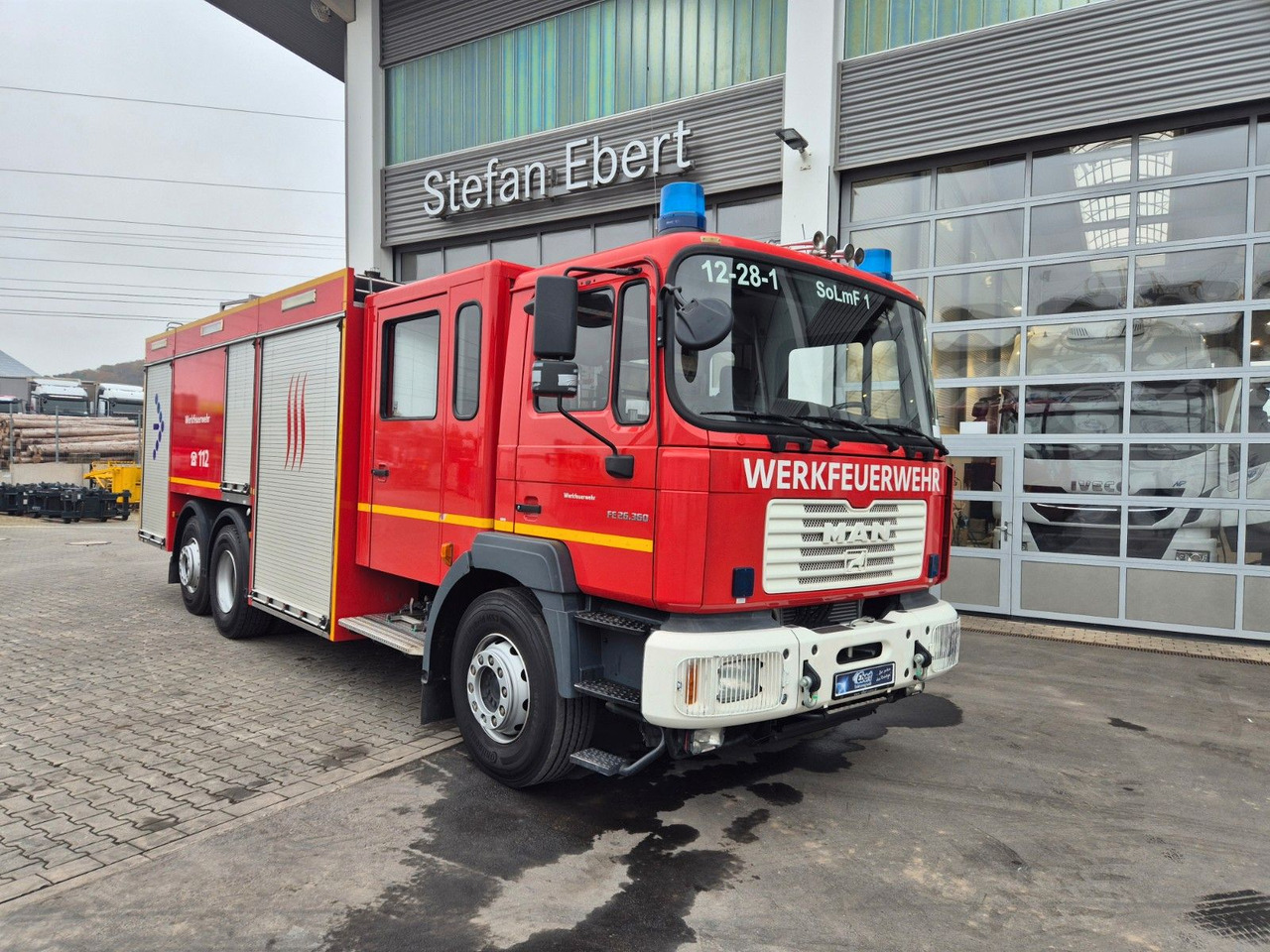 MAN FE 26.360 FNLC/L Feuerwehr Löschfahrzeug - Camion: photos 2 MAN FE 26.360 FNLC/L Feuerwehr Löschfahrzeug - Camion: photos 2