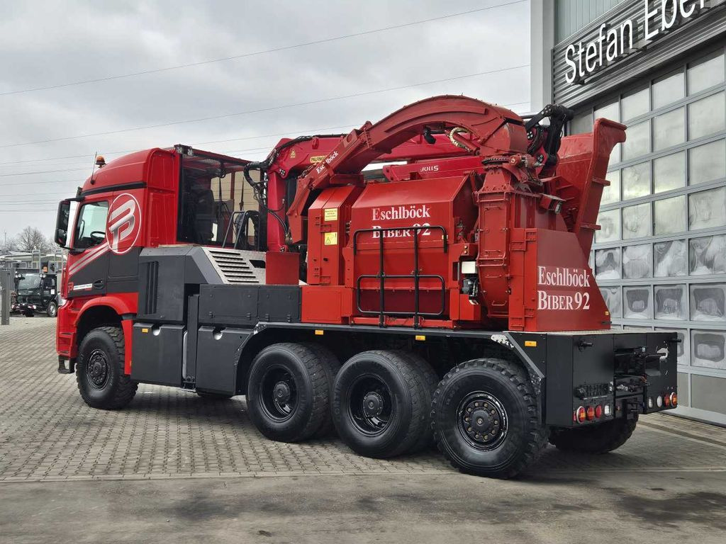 Mercedes-Benz TUROX 8x8 Eschlböck Biber 92 Holzhacker / 1.512h - Camion: photos 3 Mercedes-Benz TUROX 8x8 Eschlböck Biber 92 Holzhacker / 1.512h - Camion: photos 3