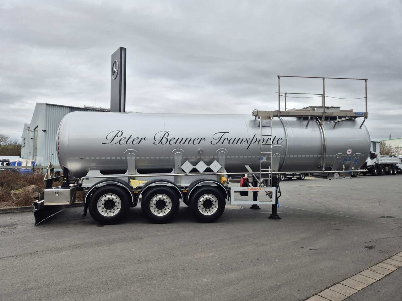 Feldbinder TSA 30.3 Gefahrgut ADR, 1 Kammer 30.000 Liter - Semi-remorque citerne: photos 5 Feldbinder TSA 30.3 Gefahrgut ADR, 1 Kammer 30.000 Liter - Semi-remorque citerne: photos 5