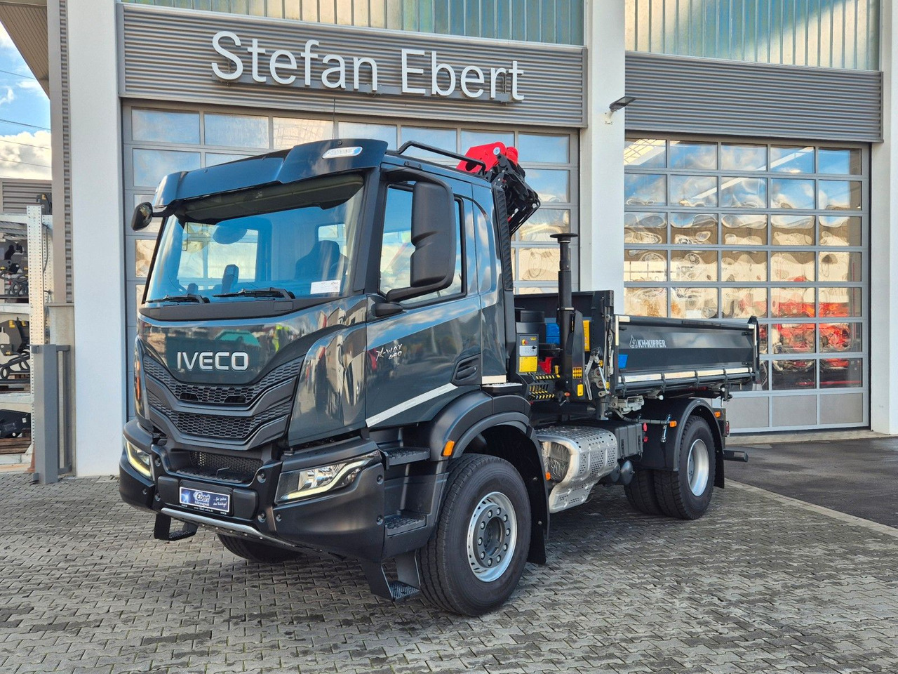 Iveco AD200X46/P HR OFF Palfinger PK 12.501 Funk AHK - Camion benne, Camion grue: photos 2 Iveco AD200X46/P HR OFF Palfinger PK 12.501 Funk AHK - Camion benne, Camion grue: photos 2