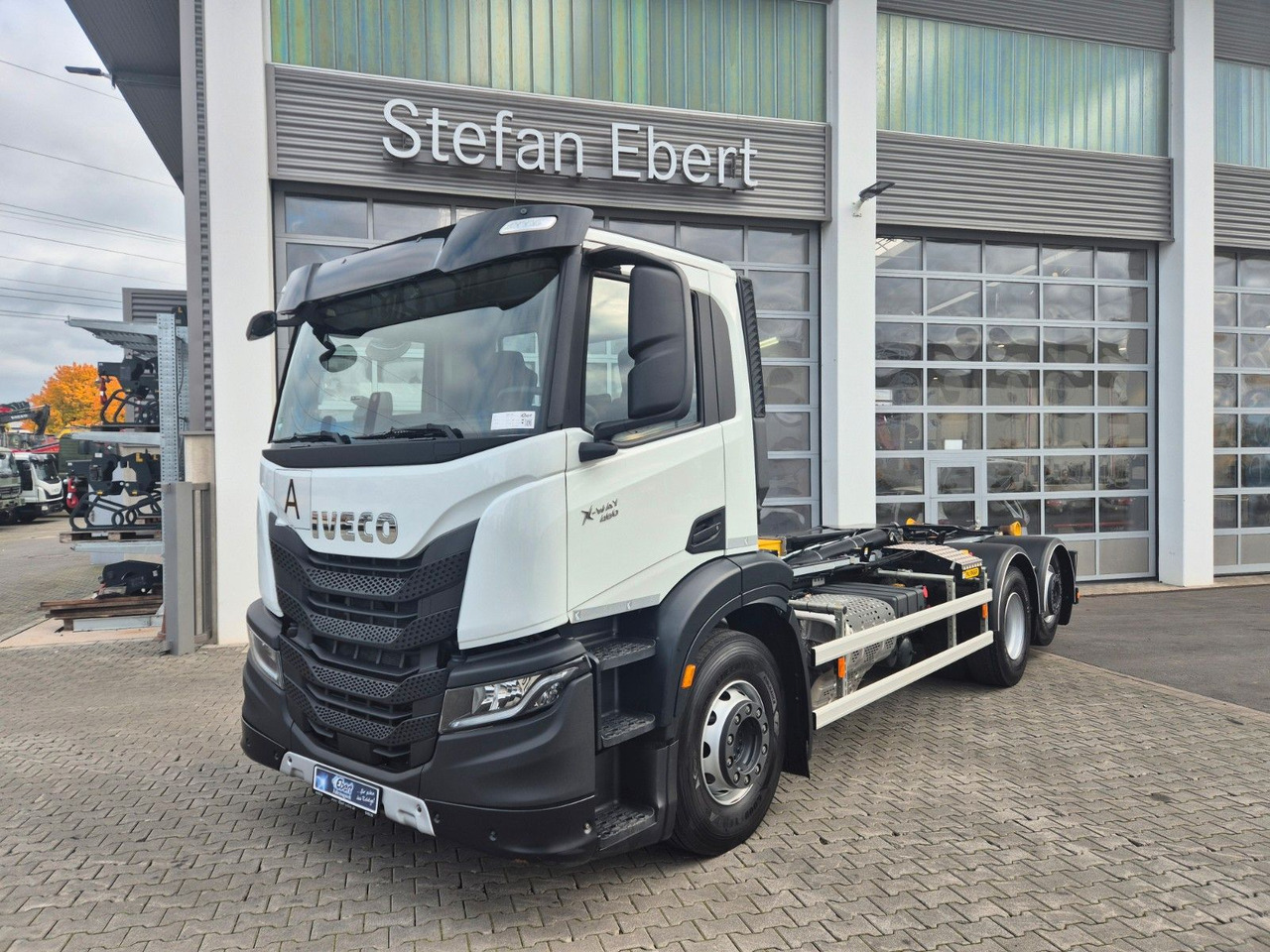 Iveco AD280X46Y/PS ON Palfinger PH T 20 SLD5 Intarder - Camion ampliroll: photos 1 Iveco AD280X46Y/PS ON Palfinger PH T 20 SLD5 Intarder - Camion ampliroll: photos 1