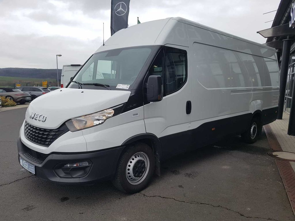 Iveco Daily 35 S 16 V *Klima*L4.100mm* Iveco Daily 35 S 16 V *Klima*L4.100mm* - Fourgon utilitaire: photos 2 Iveco Daily 35 S 16 V *Klima*L4.100mm* Iveco Daily 35 S 16 V *Klima*L4.100mm* - Fourgon utilitaire: photos 2
