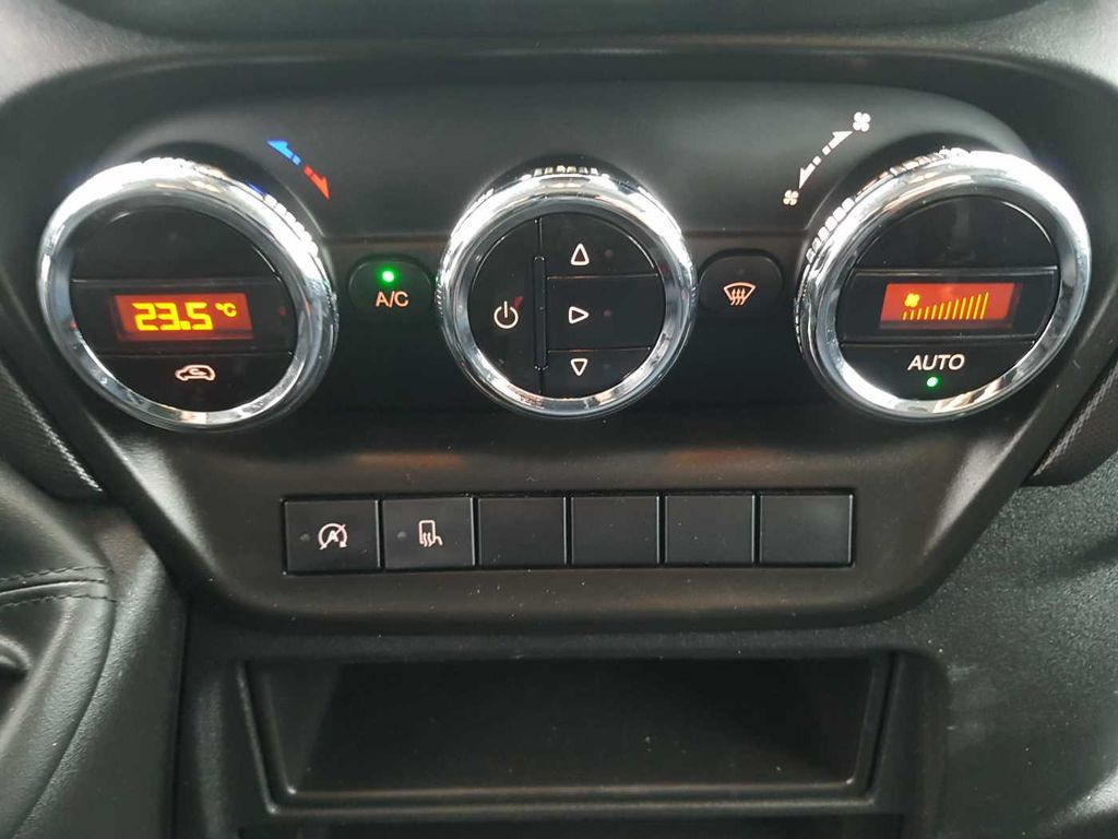 Fourgon utilitaire Iveco Daily 35 S16 A8 V *Klima*Automatik*L4.100mm*: photos 14