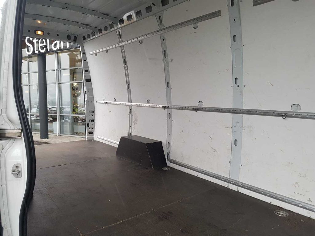 Fourgon utilitaire Iveco Daily 35 S16 A8 V *Klima*Automatik*L4.100mm*: photos 9