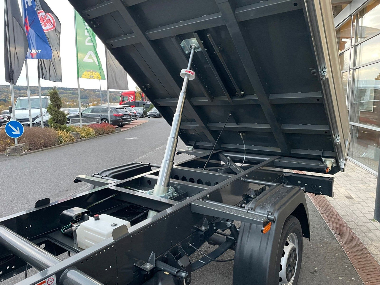 Utilitaire benne Iveco Daily 35S14 A8*R3.450mm*Automatik*Kamera*2Sitze*: photos 17 Utilitaire benne Iveco Daily 35S14 A8*R3.450mm*Automatik*Kamera*2Sitze*: photos 17