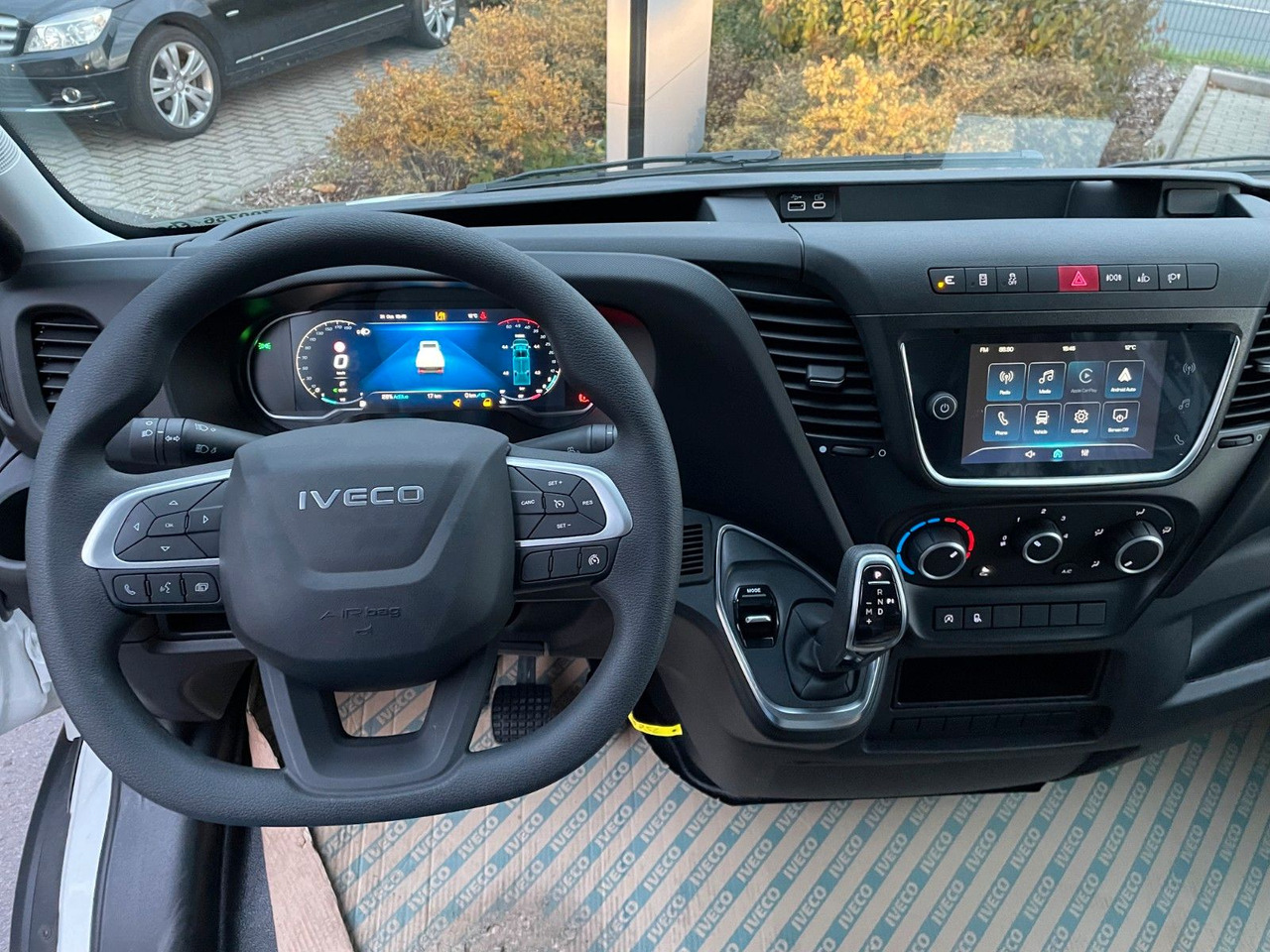 Utilitaire benne Iveco Daily 35S14 A8*R3.450mm*Automatik*Kamera*2Sitze*: photos 10 Utilitaire benne Iveco Daily 35S14 A8*R3.450mm*Automatik*Kamera*2Sitze*: photos 10