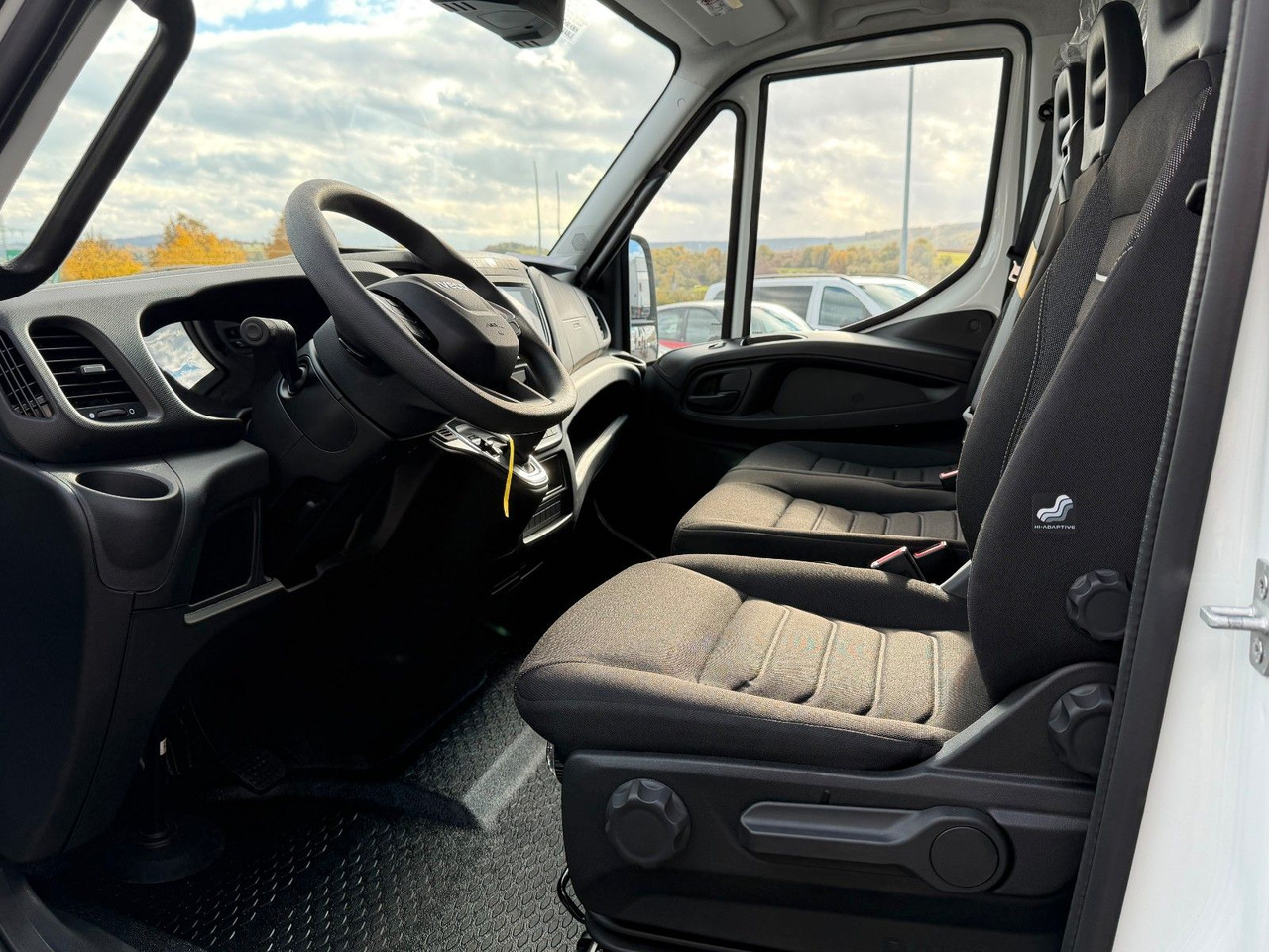 Utilitaire benne Iveco Daily 35S14 A8*R3.450mm*Automatik*Kamera*3Sitze*: photos 10 Utilitaire benne Iveco Daily 35S14 A8*R3.450mm*Automatik*Kamera*3Sitze*: photos 10