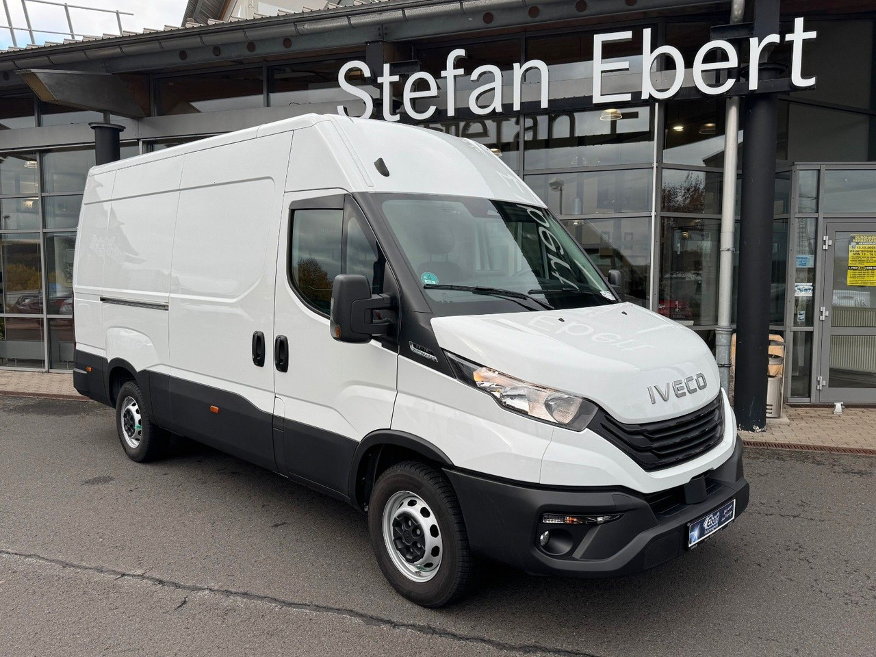 Iveco Daily 35S16 A8 *R3.520mm*Automatik*AHK*ACC* - Fourgon utilitaire: photos 1 Iveco Daily 35S16 A8 *R3.520mm*Automatik*AHK*ACC* - Fourgon utilitaire: photos 1