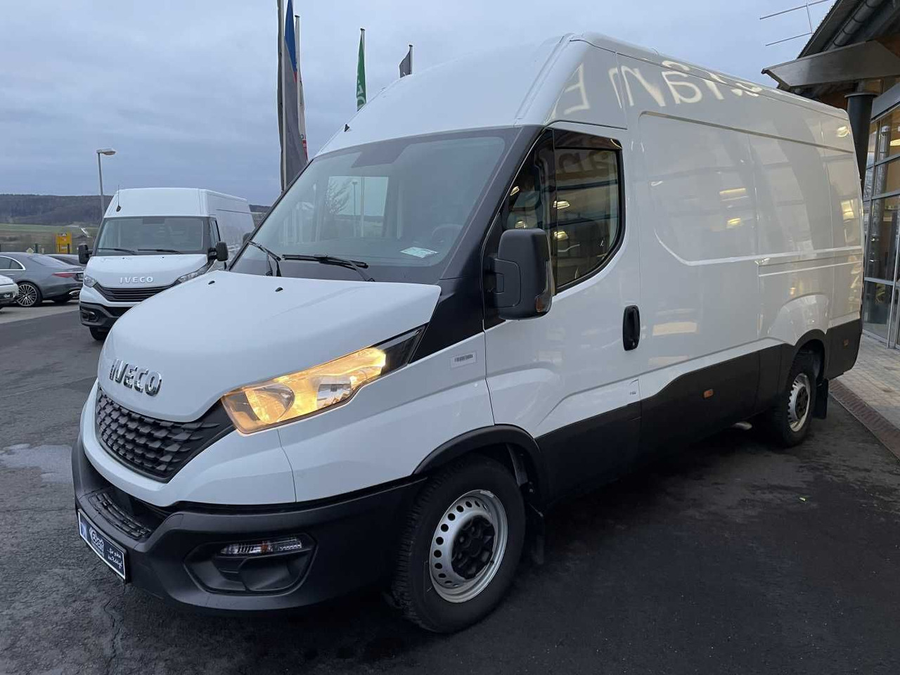 Iveco Daily 35S16 *Klima*L3.520mm* - Fourgon utilitaire: photos 3 Iveco Daily 35S16 *Klima*L3.520mm* - Fourgon utilitaire: photos 3