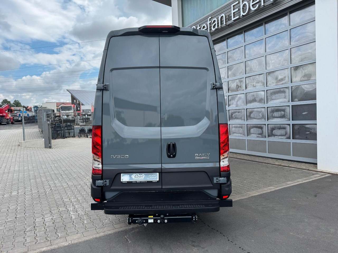 Iveco Daily 70C21 3.0L *L4*H3*Automatik*LED*Luft* 2x - Fourgon utilitaire: photos 5 Iveco Daily 70C21 3.0L *L4*H3*Automatik*LED*Luft* 2x - Fourgon utilitaire: photos 5