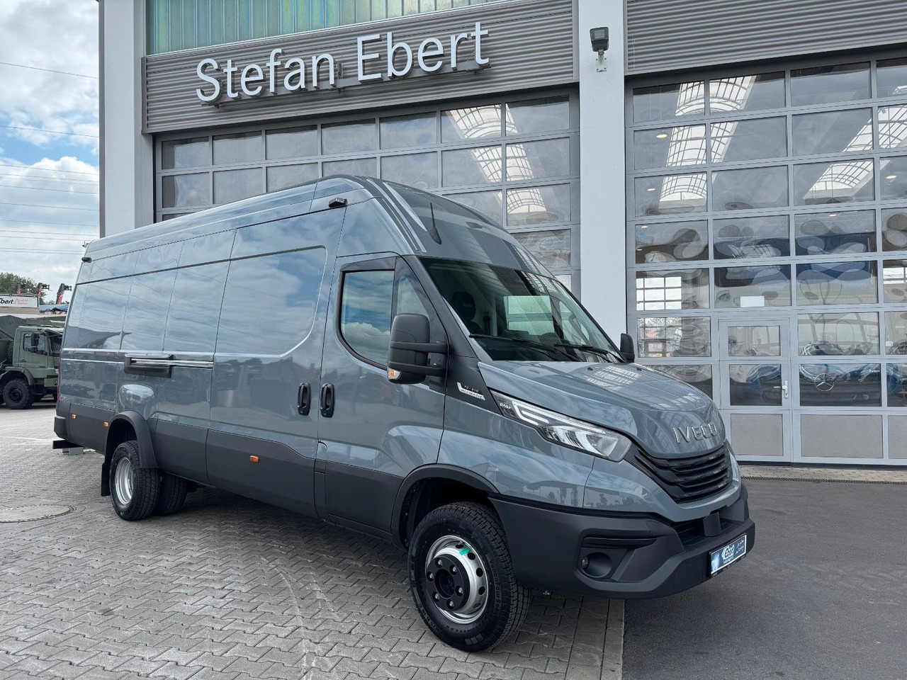 Iveco Daily 70C21 3.0L *L4*H3*Automatik*LED*Luft* 2x - Fourgon utilitaire: photos 1 Iveco Daily 70C21 3.0L *L4*H3*Automatik*LED*Luft* 2x - Fourgon utilitaire: photos 1