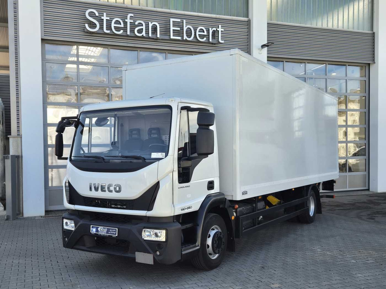 Iveco Eurocargo ML140E28/P 4x2 *LBW*AHK*Klima / 3x - Camion fourgon: photos 1 Iveco Eurocargo ML140E28/P 4x2 *LBW*AHK*Klima / 3x - Camion fourgon: photos 1