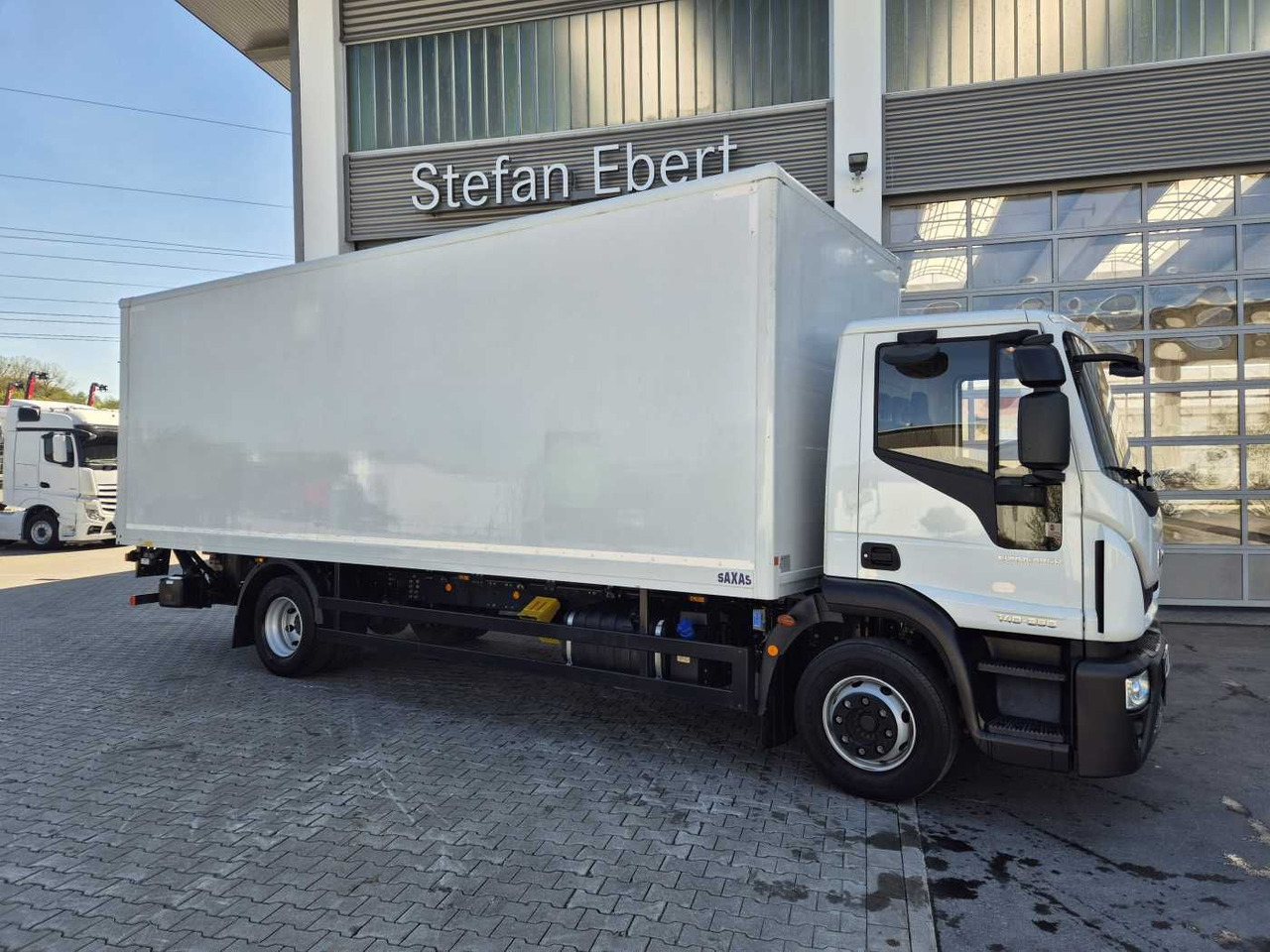 Iveco Eurocargo ML140E28/P 4x2 *LBW*AHK*Klima / 3x - Camion fourgon: photos 4 Iveco Eurocargo ML140E28/P 4x2 *LBW*AHK*Klima / 3x - Camion fourgon: photos 4