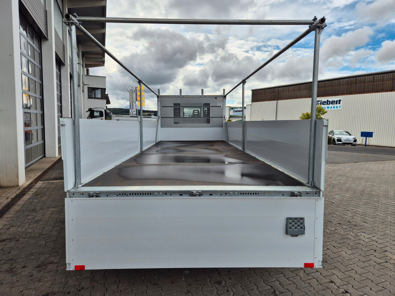 Camion plateau Iveco Eurocargo ML140E28/P Gerüstbau 3 Sitze AHK Klima: photos 11