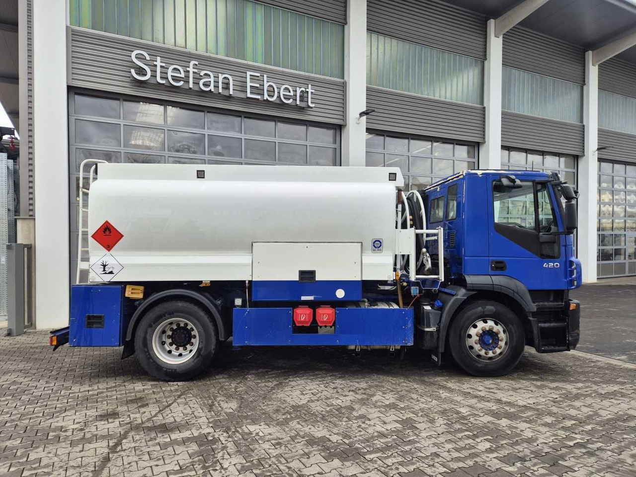 Iveco Stralis AD190S42/P 14.000L Lindner&Fischer - Camion citerne: photos 4 Iveco Stralis AD190S42/P 14.000L Lindner&Fischer - Camion citerne: photos 4