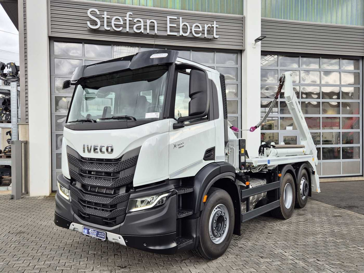 Iveco X-Way AD280X42Y/PS 6x2 Meiller 16. T Funk Lift - Camion benne: photos 2 Iveco X-Way AD280X42Y/PS 6x2 Meiller 16. T Funk Lift - Camion benne: photos 2