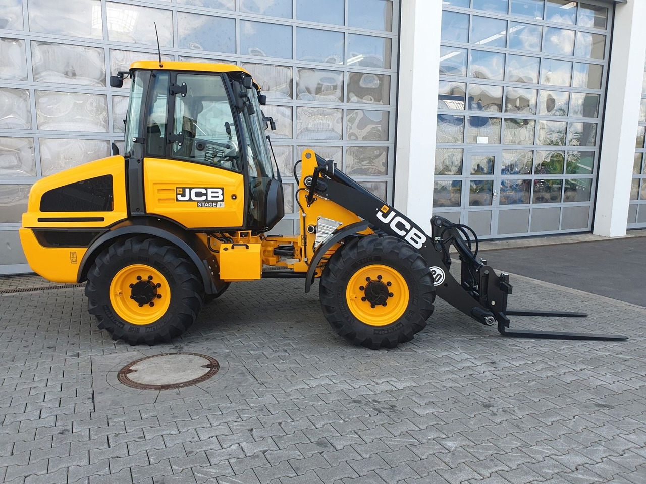 JCB 409 SV / Neufahrzeug / Gabel - Chargeuse sur pneus: photos 2 JCB 409 SV / Neufahrzeug / Gabel - Chargeuse sur pneus: photos 2