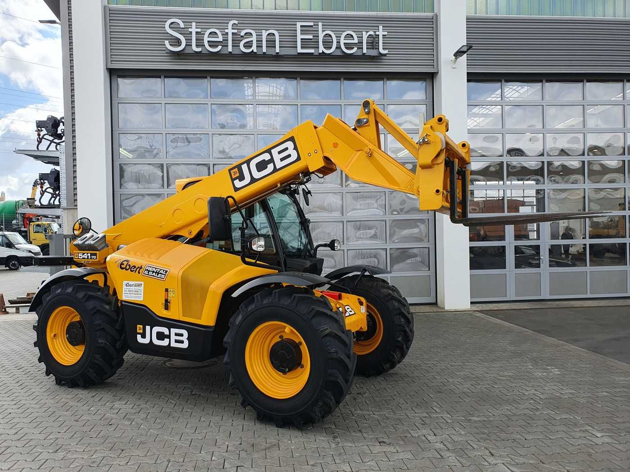 JCB 541-70 / nur 438h / 2022 / 4.100kg / 7m / 109PS - Chariot télescopique: photos 1 JCB 541-70 / nur 438h / 2022 / 4.100kg / 7m / 109PS - Chariot télescopique: photos 1